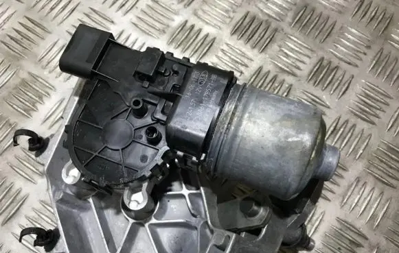 Ford Fiesta Wiper motor 8a6117b571bb 8a61-17b571-bb