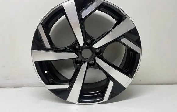 Nissan Qashqai R19 alloy rim N88901 N889012