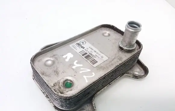 Mercedes-Benz E W211 Engine oil radiator A6461880301 H1148007