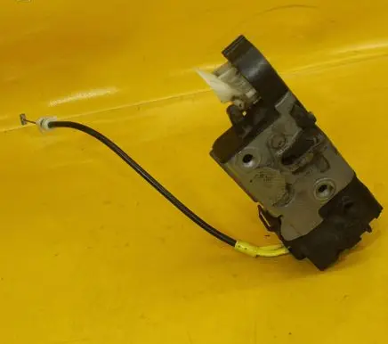 Fiat Scudo Front door lock 9681335380
