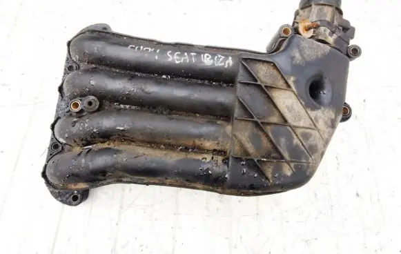 Volkswagen Caddy Intake manifold 038129713H 038129712