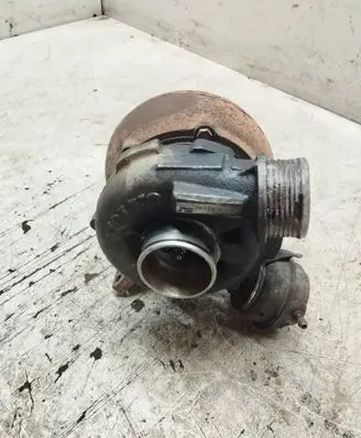 Volvo XC90 Turbo 8653146