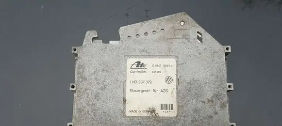 Volkswagen Golf III ABS control unit/module 1h0907379