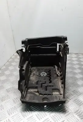 Battery box tray