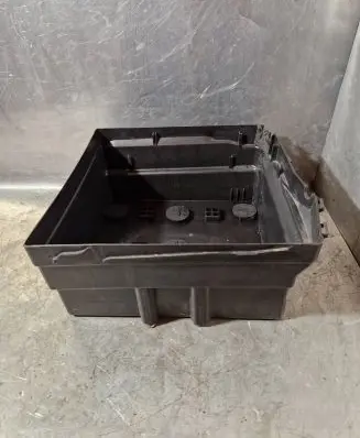 Battery box tray