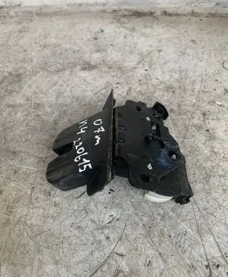 Audi A4 S4 B7 8E 8H Tailgate/trunk/boot lock/catch/latch 8p4827505c