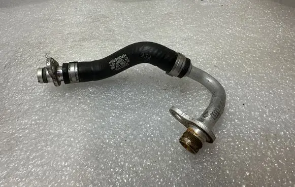 Air intake hose/pipe