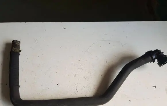 Opel Movano B Engine coolant pipe/hose