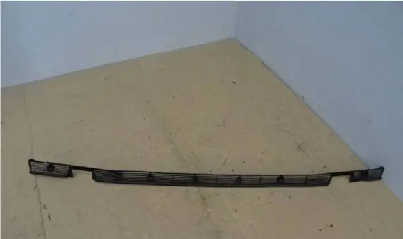Dash center air vent grill