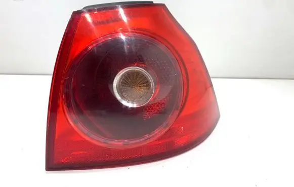 Volkswagen Golf V Rear/tail lights 1K6945096E