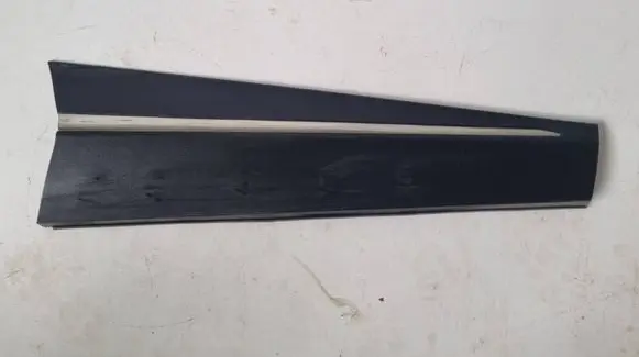 Renault Captur Front door trim (molding) 801867830R
