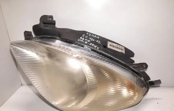 Citroen Xsara Picasso Headlight/headlamp 9631495180