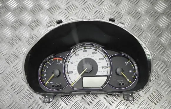 Toyota Yaris Speedometer (instrument cluster) 838000U040 B1239