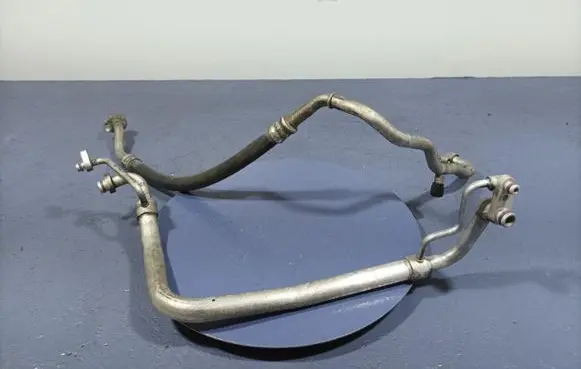 Skoda Octavia Mk3 (5E) Air conditioning (A/C) pipe/hose 5Q0820743M