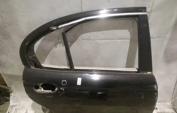 Jaguar X-Type Rear door JUODOS