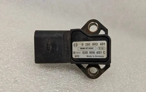 Volkswagen Tiguan Air pressure sensor 0281002401