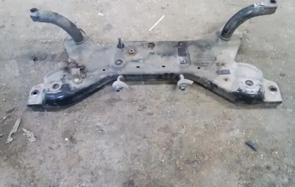 Mitsubishi Colt Front subframe