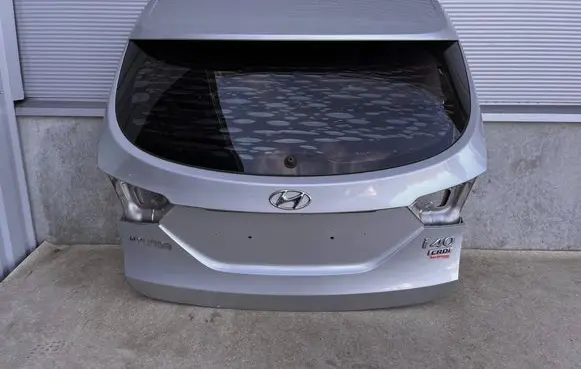 Hyundai i40 Tailgate/trunk/boot lid 