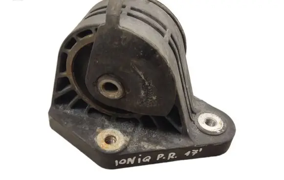 Hyundai Ioniq Engine mount bracket 21924G7000