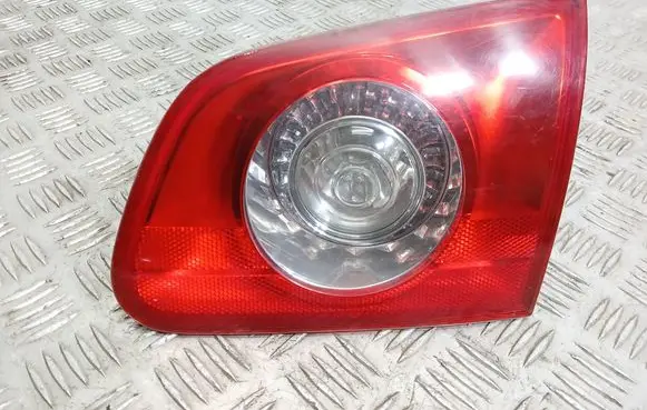 Volkswagen PASSAT B6 Tailgate rear/tail lights 3C9945094