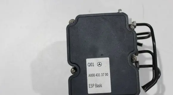 Mercedes-Benz A W176 ABS Pump A0004313700 0269785 0265255976