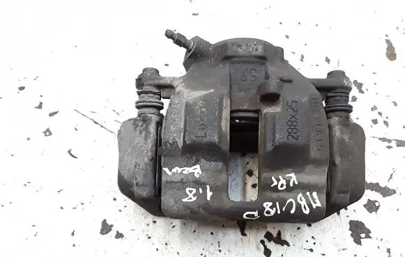 Mercedes-Benz C AMG W203 Front brake caliper