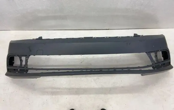 Volkswagen Jetta VI Front bumper 5C6807217AG 5C6807217AJ 1620201