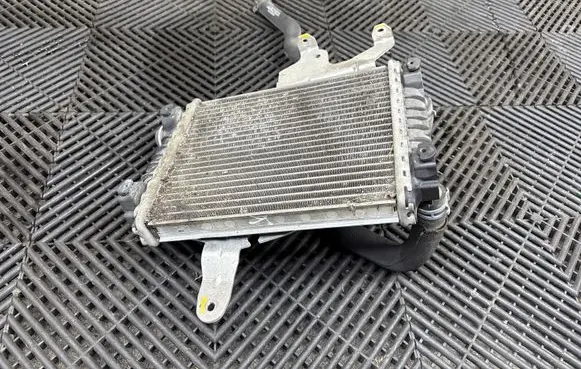 Audi A8 S8 D4 4H Coolant radiator 777162 8K0121212B VP7TBH8005GE