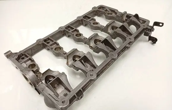 Mitsubishi Outlander Camshaft holder 03G103308C
