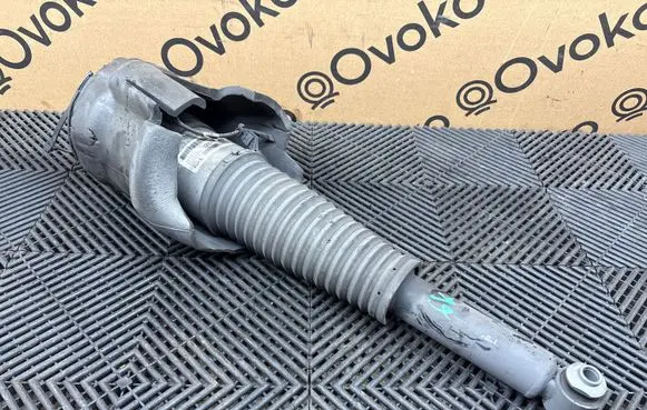 Audi A8 S8 D4 4H Rear shock absorber/damper 4H0616001M F308613601