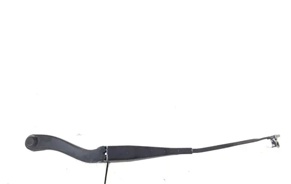 Mercedes-Benz C W204 Front wiper blade arm A2048200144
