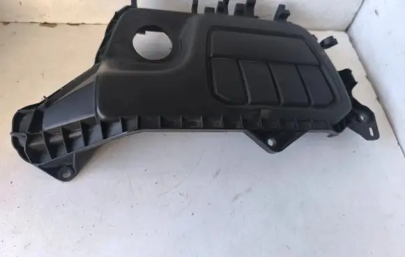 Opel Vivaro Engine cover (trim) PA6GF20MD10