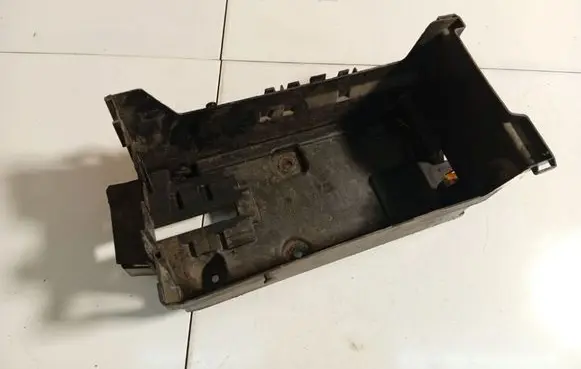 Opel Insignia A Battery box tray 13255614