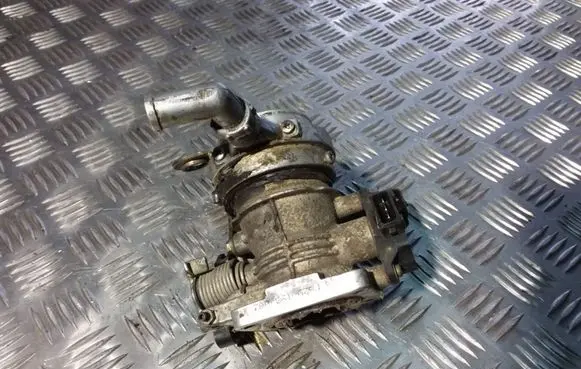 Renault Megane I Throttle valve 7700361679J