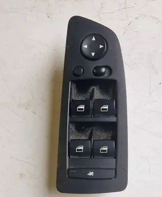 BMW 1 E81 E87 Electric window control switch 9217235