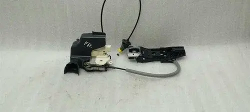 Audi A3 S3 8V Coupe door lock (next to the handle) 8X2837016B