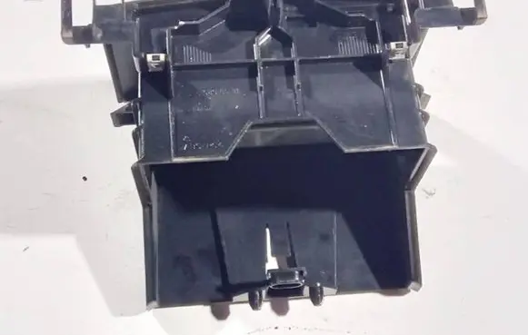 Volkswagen Crafter Glove box a9066890047