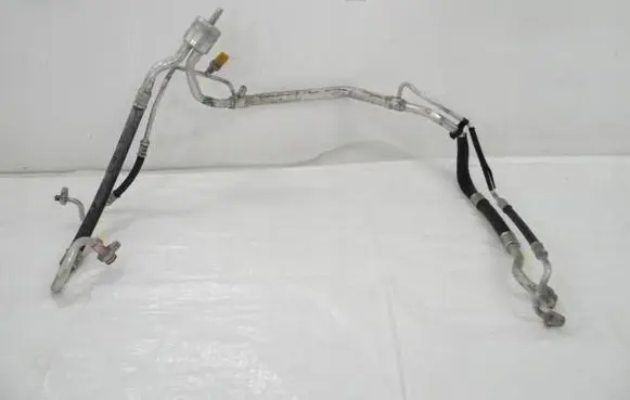 Citroen C4 II Picasso Air conditioning (A/C) pipe/hose 9800648680