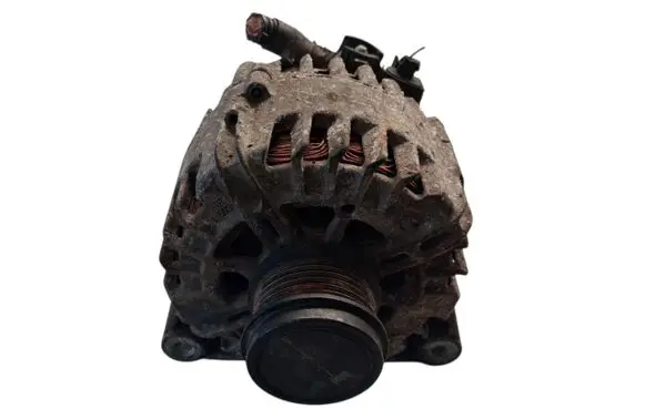Ford Focus Generator/alternator AV6N10300GC 112122805 30659390