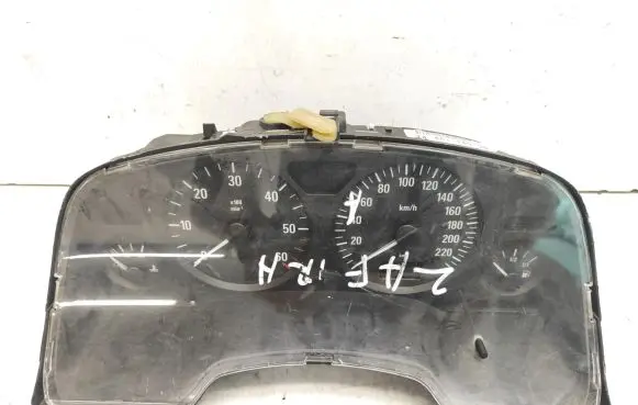 Opel Zafira A Speedometer (instrument cluster) 24461749JB 110080208