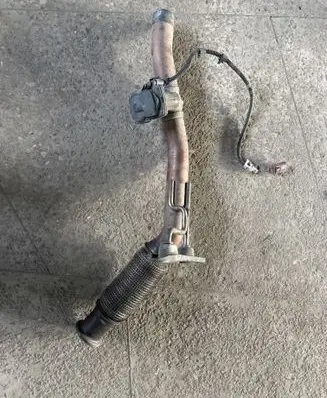 Volkswagen Golf VII Intake manifold valve actuator/motor 51500203