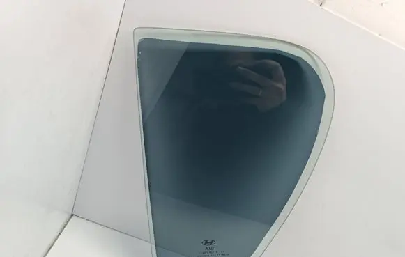 Hyundai i20 (PB PBT) Rear vent window glass 43R001264 DOT616AS21PM33A