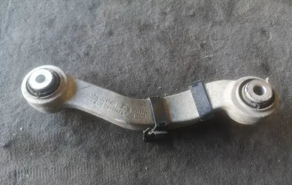BMW 5 F10 F11 Rear control arm 608216
