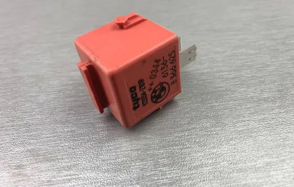 BMW X5 E53 Other relay 8366625 61368366625