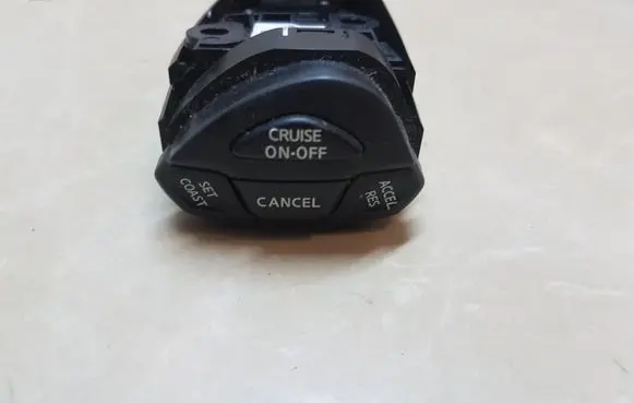 Nissan X-Trail T30 Multifunctional control switch/knob 255519H200