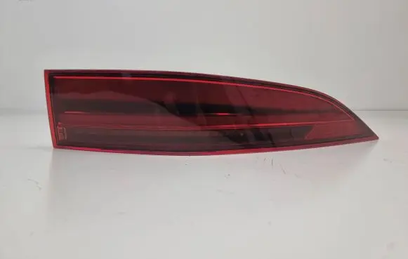 Jaguar E-Pace Rear/tail lights J9C313404CC