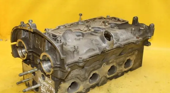 Renault Megane II Engine head 2896