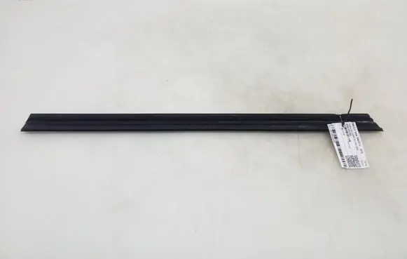 Mercedes-Benz GLK (X204) Front door trim bar A2047251365