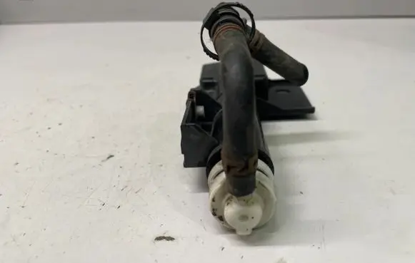 Subaru Outback Headlight washer spray nozzle 20063