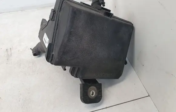 Toyota Yaris Fuse box set 8266252800 821150DQ10C